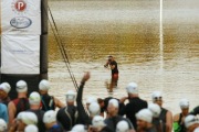 Race #1205, Row 7, Column 2