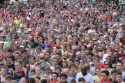 Race #572, Row 1, Column 2