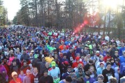 Race #833, Row 11, Column 2