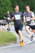 Race #869, Row 4, Column 2
