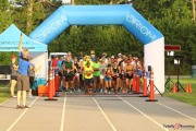 Race #887, Row 2, Column 1