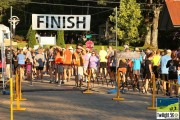 Race #909, Row 4, Column 1