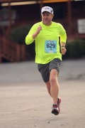 Race #933, Row 1, Column 1