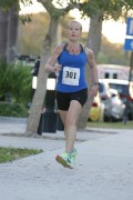 Race #995, Row 4, Column 2